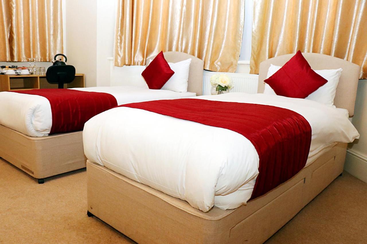 Gatwick Inn Hotel - For A Peaceful Overnight Stay Horley Exteriör bild